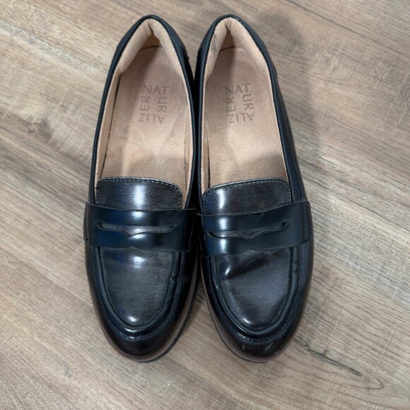 Naturalizer Zoren Loafers Black Vegan Patent Leather Minimalist Simple 6 - Picture 2 of 11